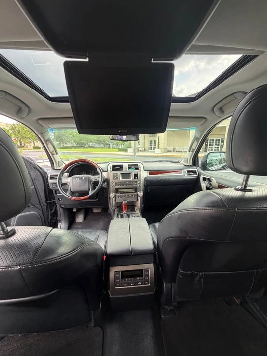 2010 Lexus GX 2nd Gen - Image 13 of 15