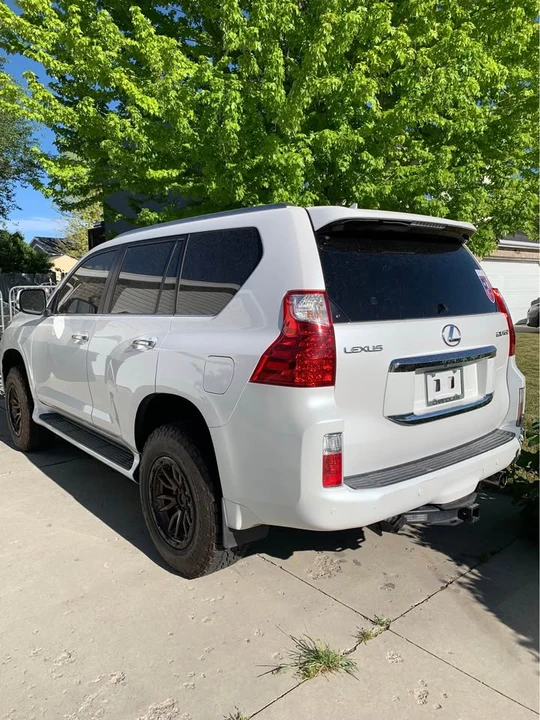 2010 Lexus GX 2nd Gen - Image 5 of 10