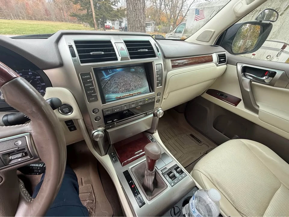 2010 Lexus GX 2nd Gen - Image 11 of 19