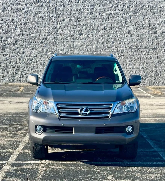 2010 Lexus GX 2nd Gen - Image 3 of 10