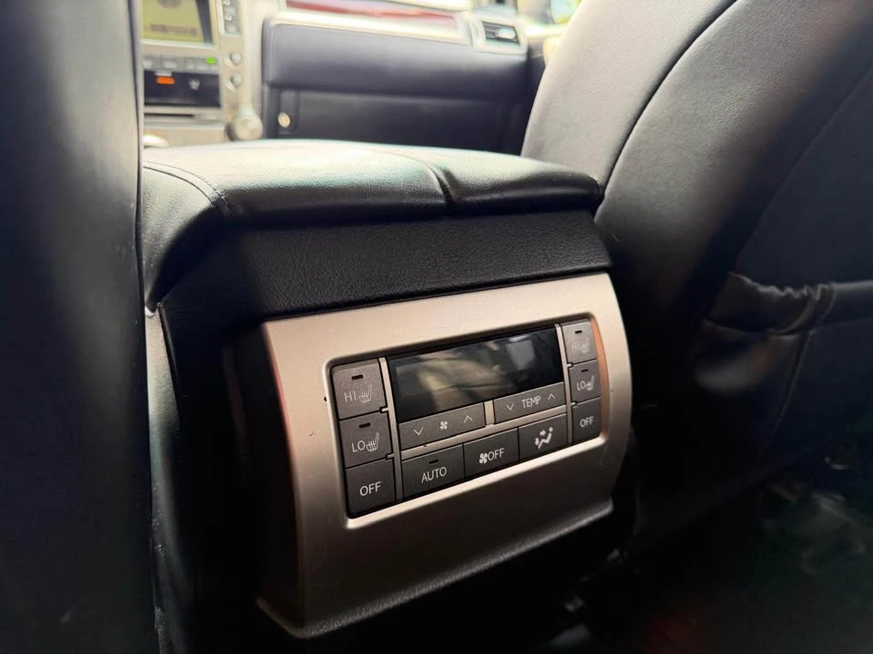2010 Lexus GX 2nd Gen - Image 14 of 18