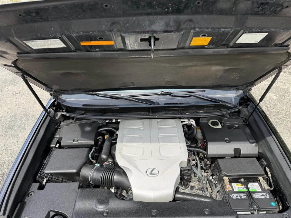 2010 Lexus GX 2nd Gen - Image 16 of 18