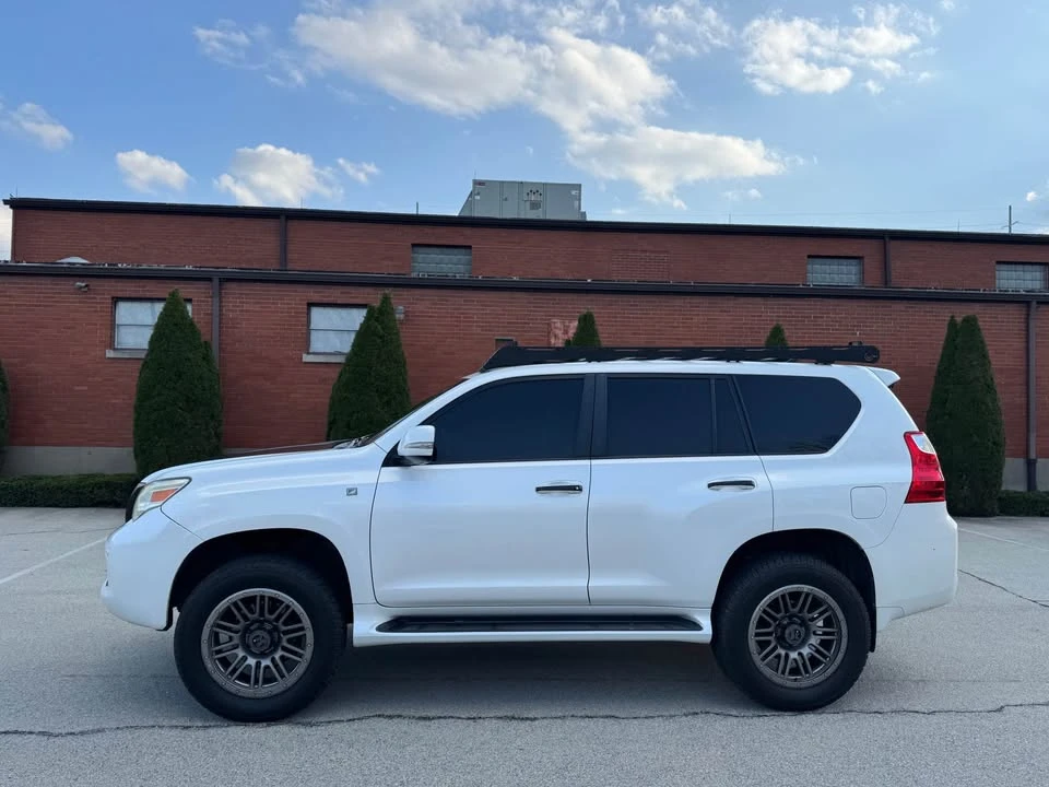 2010 Lexus GX 2nd Gen - Image 9 of 20