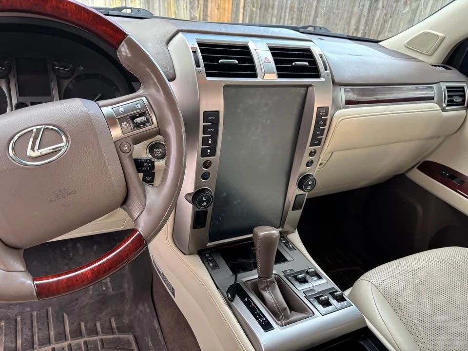 2010 Lexus GX 2nd Gen - Image 5 of 10