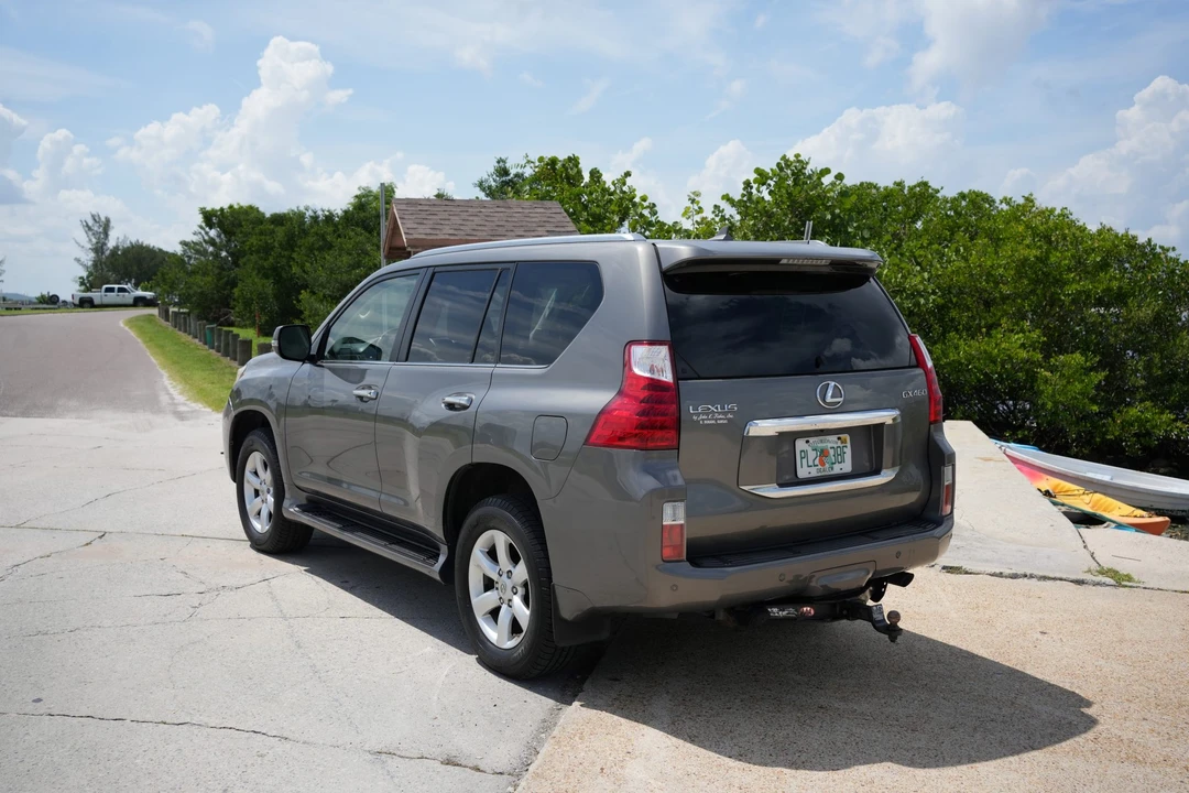 2010 Lexus GX 2nd Gen - Image 15 of 31