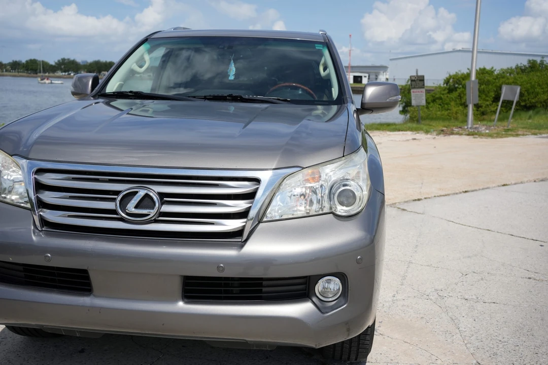 2010 Lexus GX 2nd Gen - Image 22 of 31