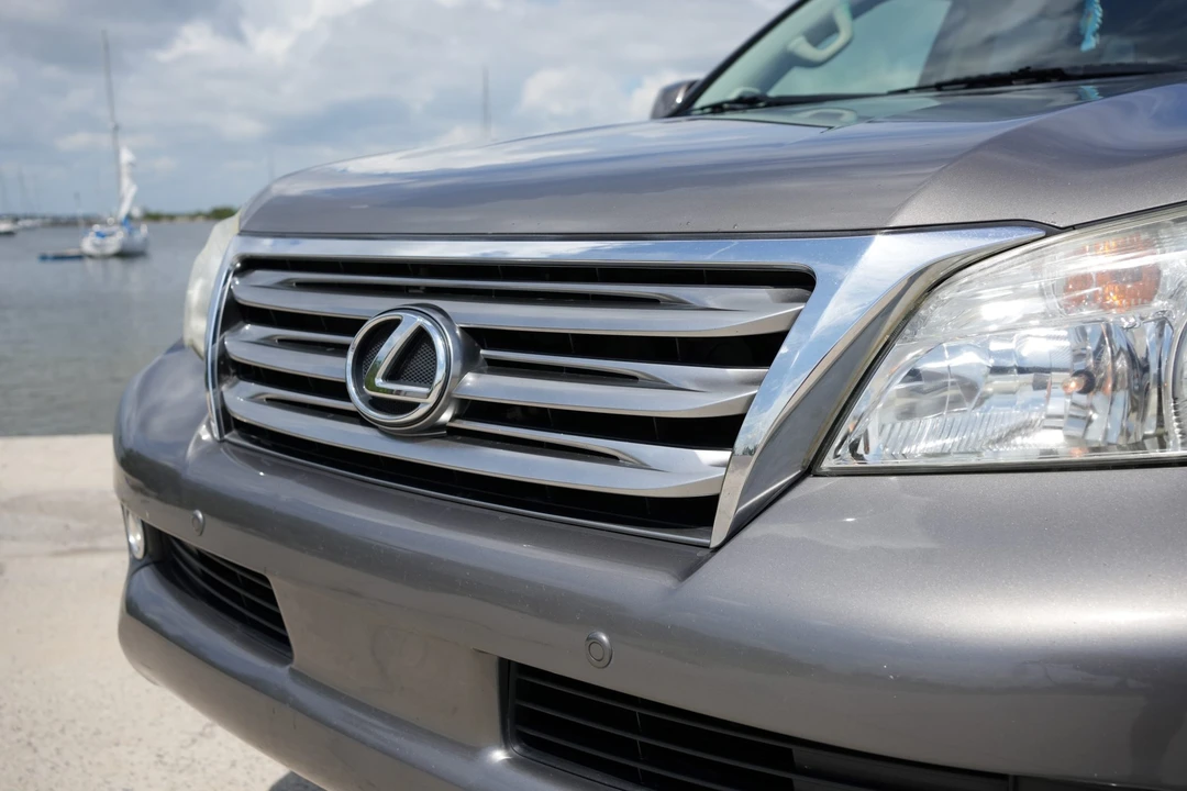 2010 Lexus GX 2nd Gen - Image 25 of 31