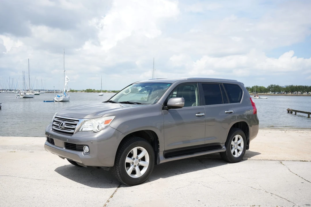2010 Lexus GX 2nd Gen - Image 2 of 31