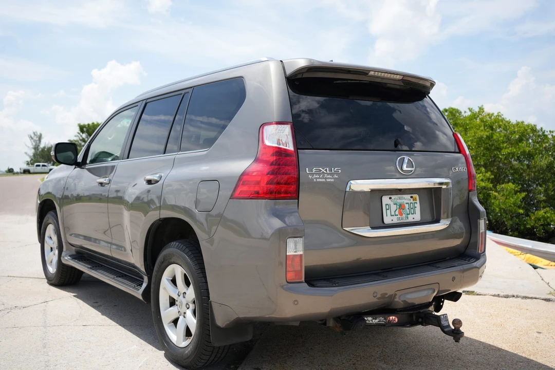 2010 Lexus GX 2nd Gen - Image 14 of 31