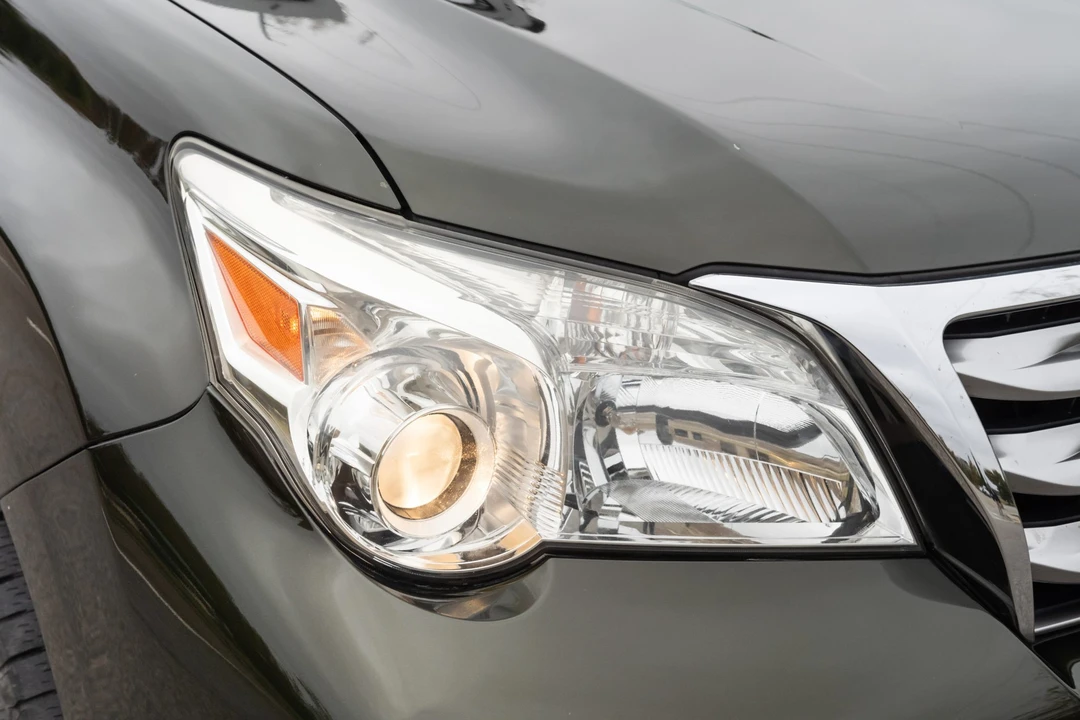 2010 Lexus GX 2nd Gen - Image 22 of 31