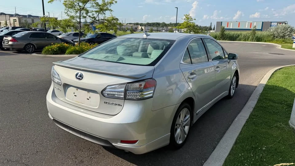 2010 Lexus HS - Image 7 of 14