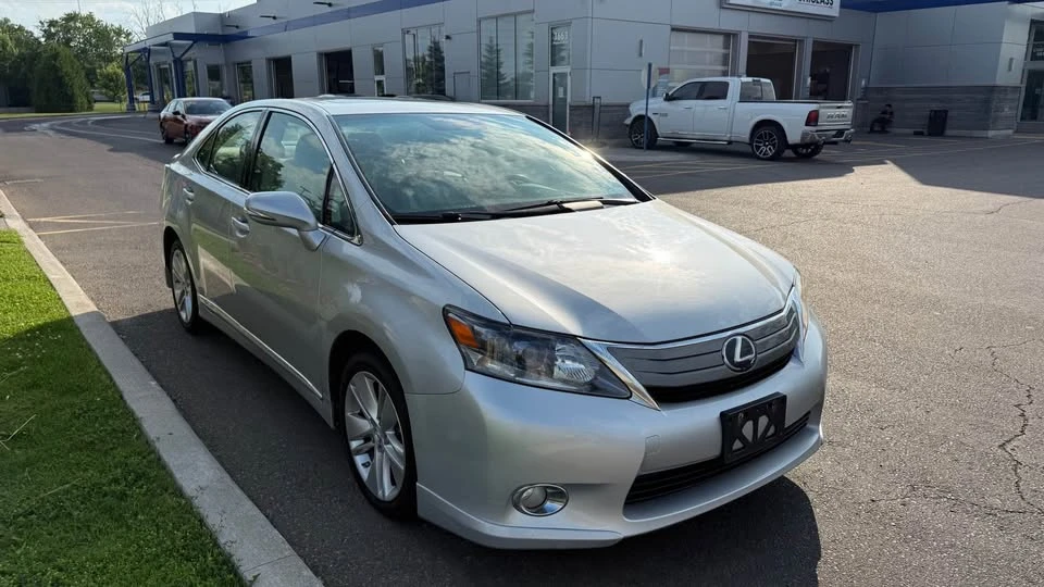 2010 Lexus HS - Image 3 of 14