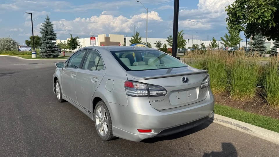 2010 Lexus HS - Image 5 of 14