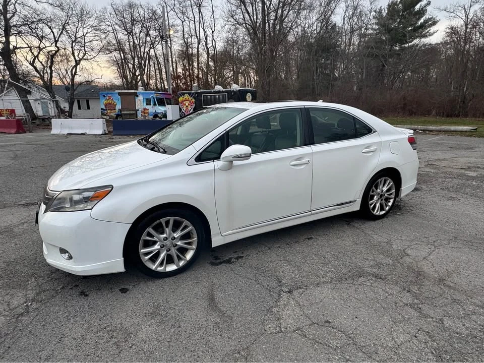 2010 Lexus HS - Image 3 of 19