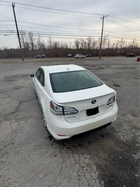 2010 Lexus HS - Image 6 of 19