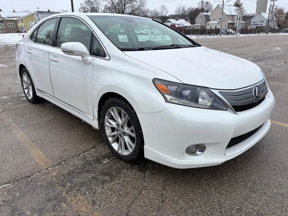 2010 Lexus HS - Image 4 of 8