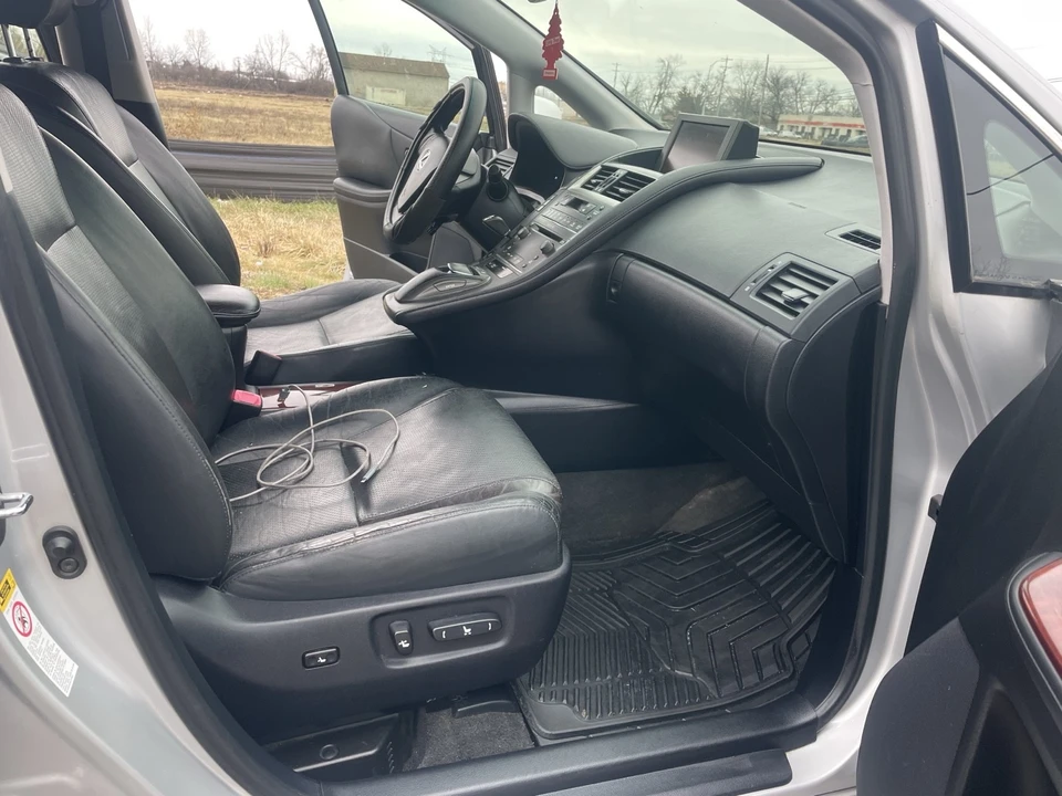 2010 Lexus HS - Image 6 of 9