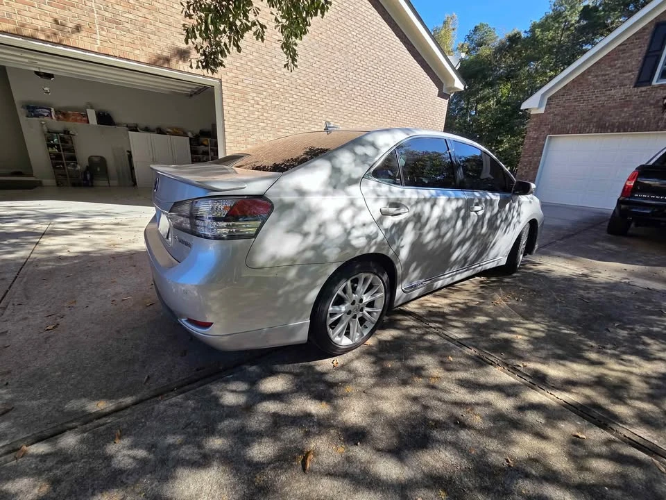 2010 Lexus HS - Image 3 of 10