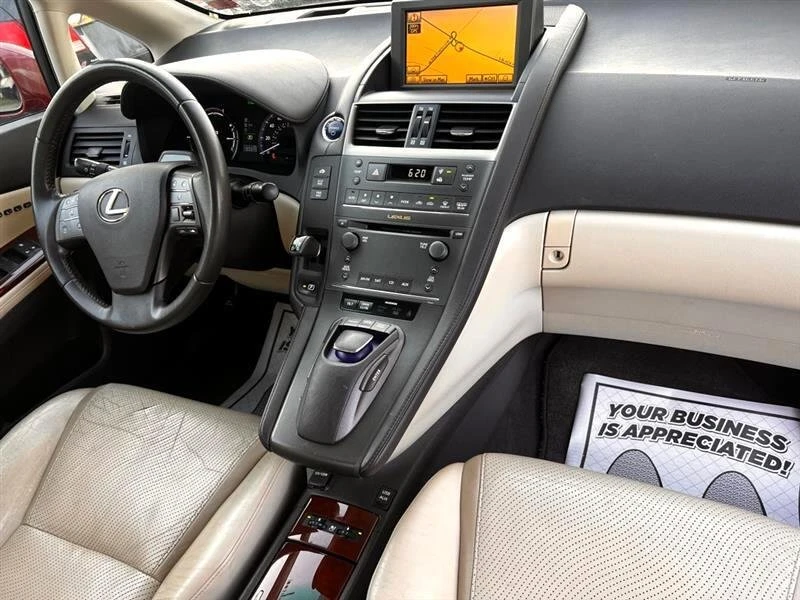 2010 Lexus HS - Image 16 of 20