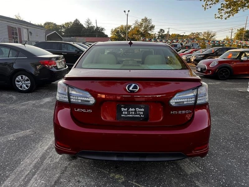 2010 Lexus HS - Image 7 of 20