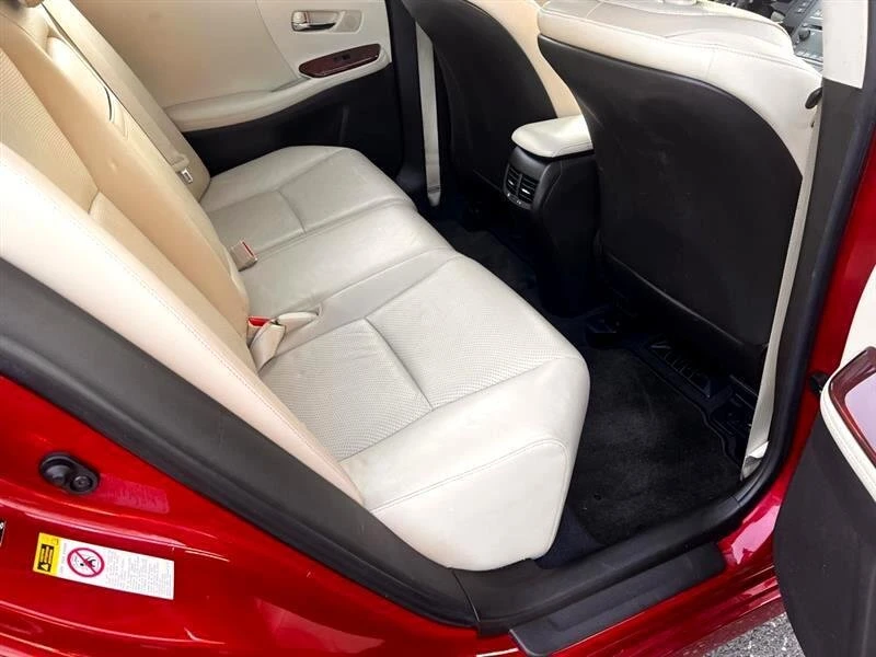 2010 Lexus HS - Image 15 of 20