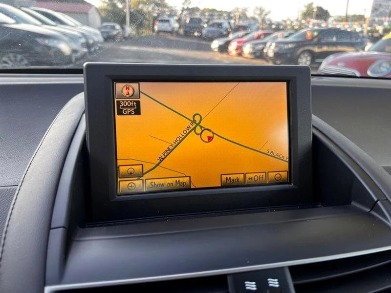 2010 Lexus HS - Image 19 of 20