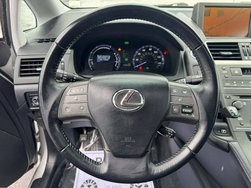 2010 Lexus HS - Image 15 of 17