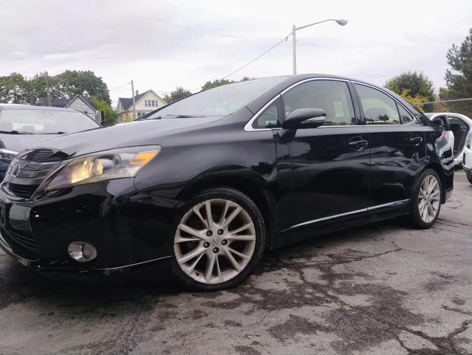 2010 Lexus HS - Image 8 of 11