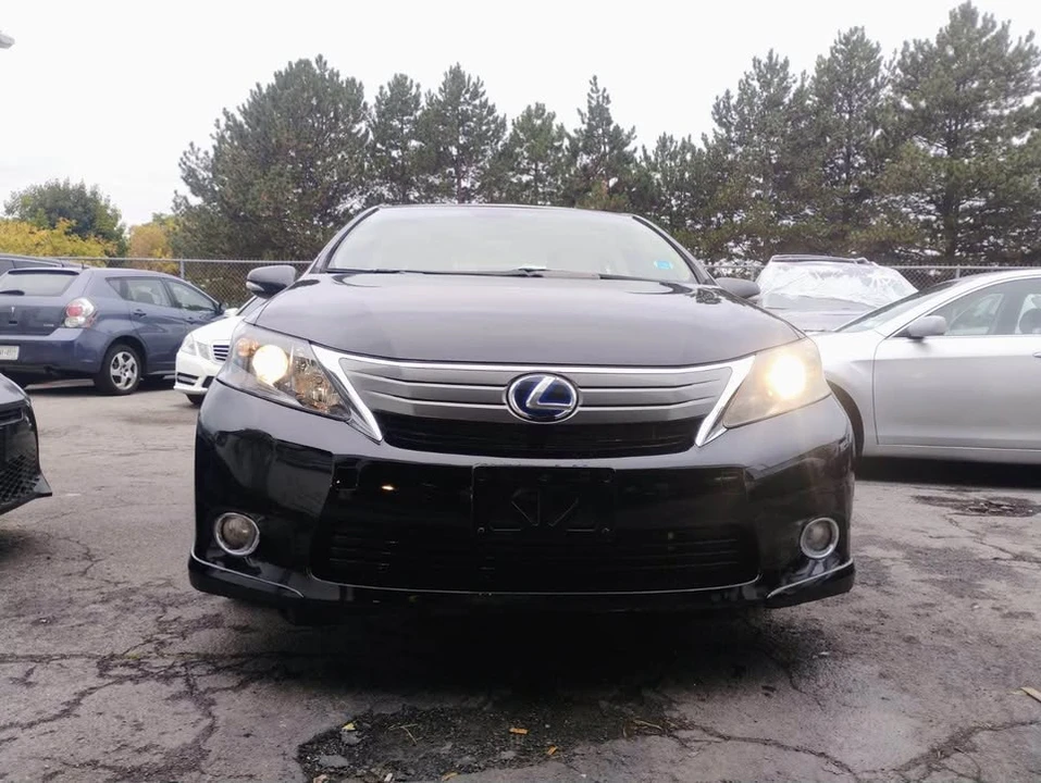 2010 Lexus HS - Image 9 of 11