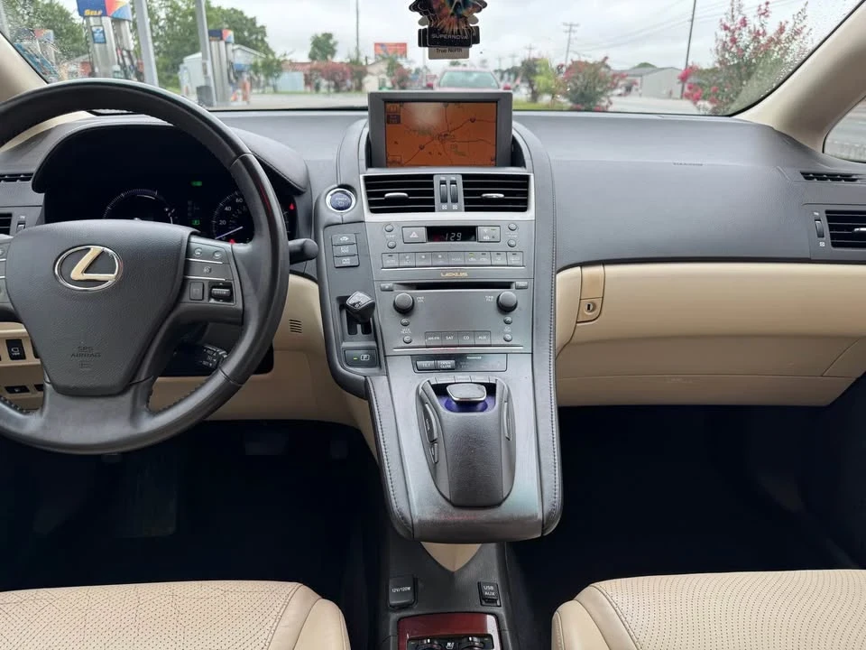 2010 Lexus HS - Image 17 of 17