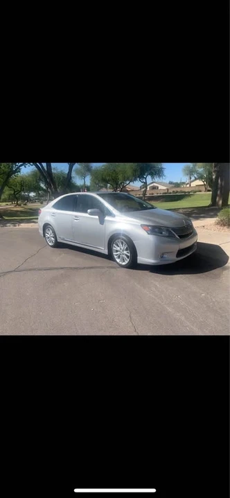 2010 Lexus HS - Image 2 of 14