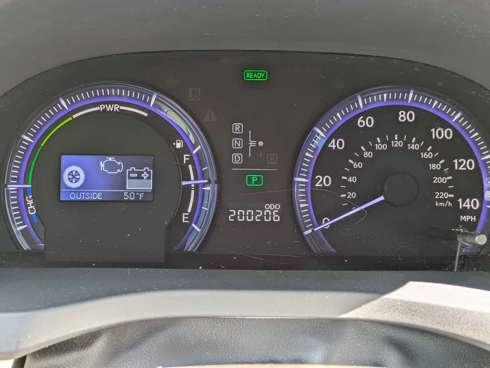 2010 Lexus HS - Image 8 of 10
