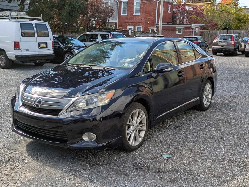 2010 Lexus HS - Image 6 of 10