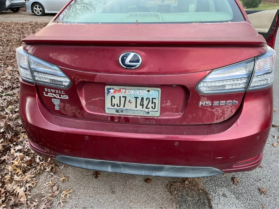2010 Lexus HS - Image 2 of 2