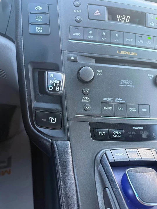 2010 Lexus HS - Image 20 of 20