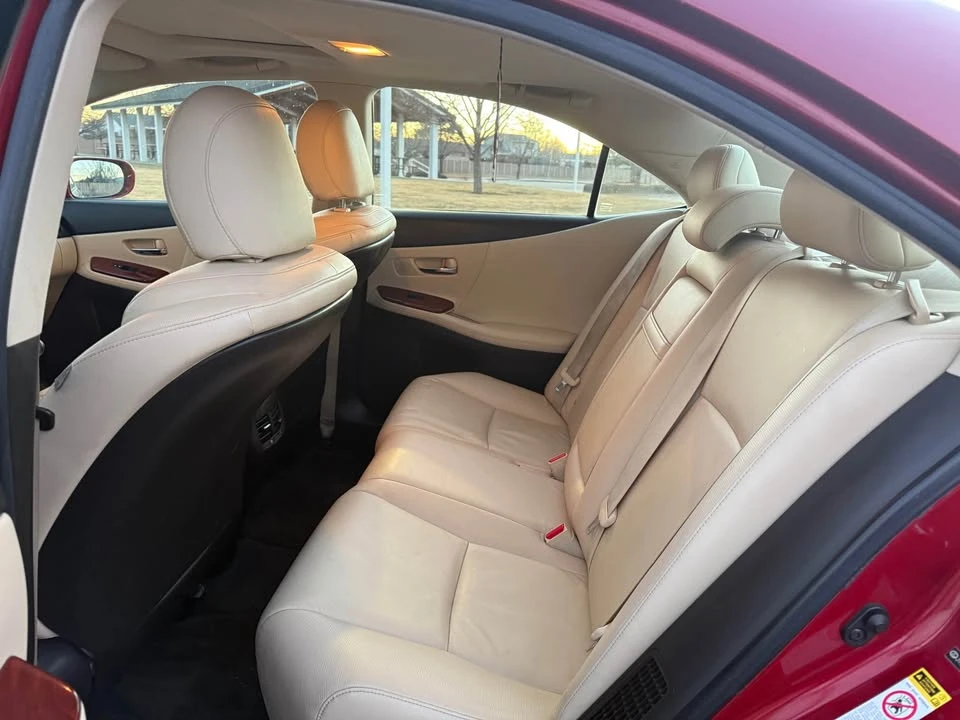 2010 Lexus HS - Image 14 of 20