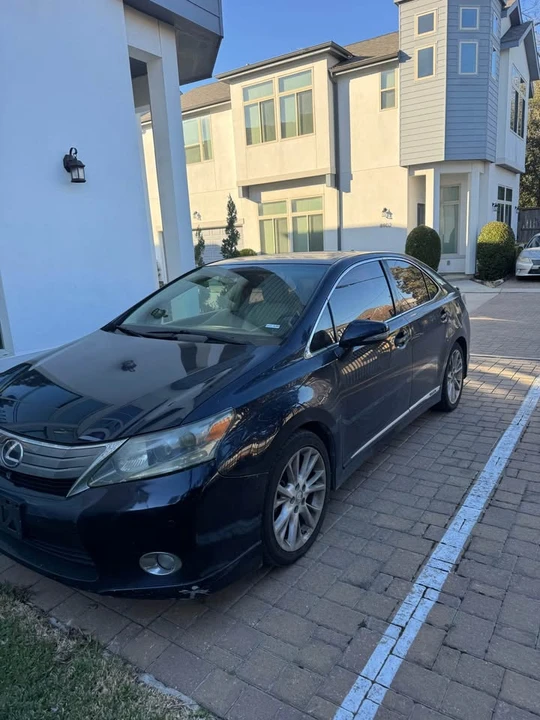2010 Lexus HS - Image 3 of 5