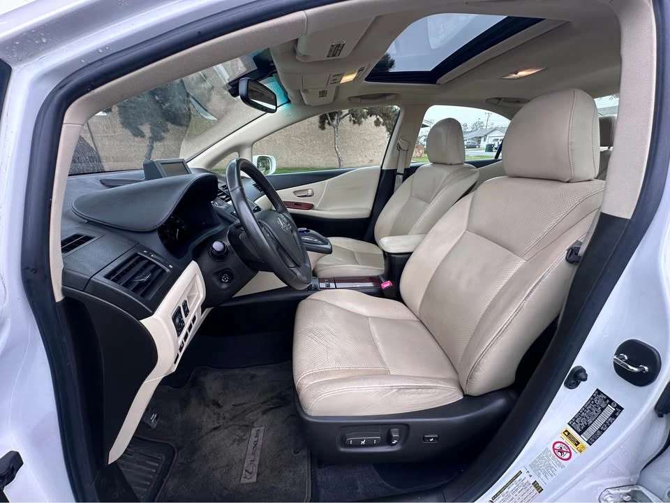 2010 Lexus HS - Image 8 of 13