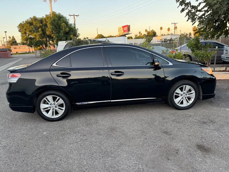 2010 Lexus HS - Image 4 of 19