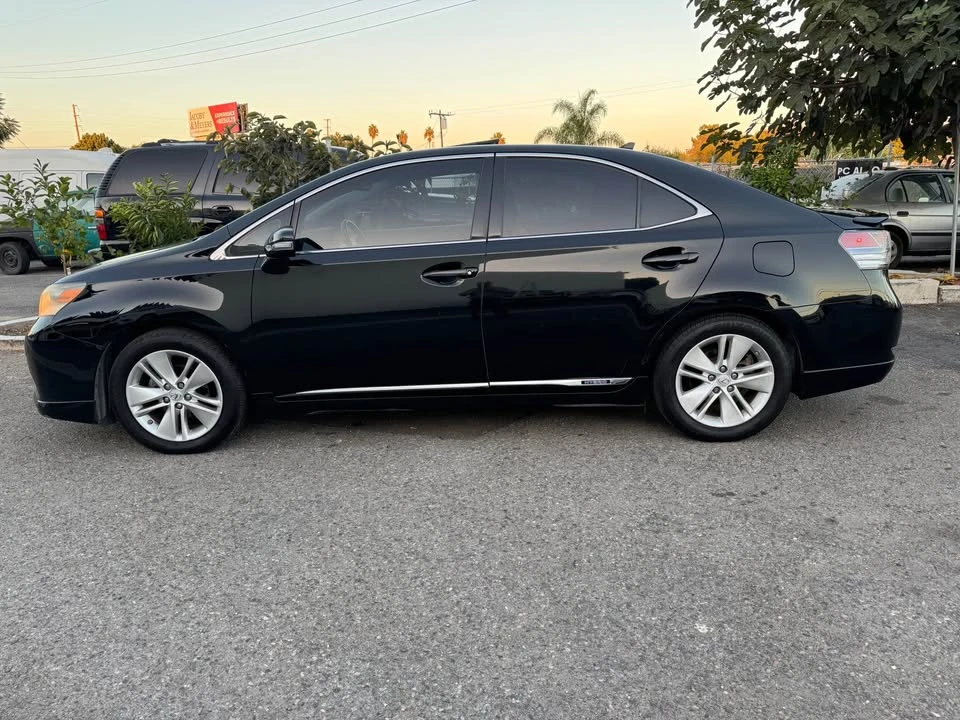 2010 Lexus HS - Image 14 of 19