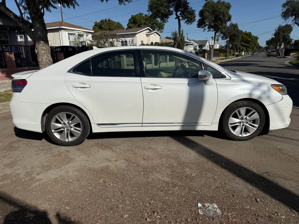 2010 Lexus HS - Image 6 of 20