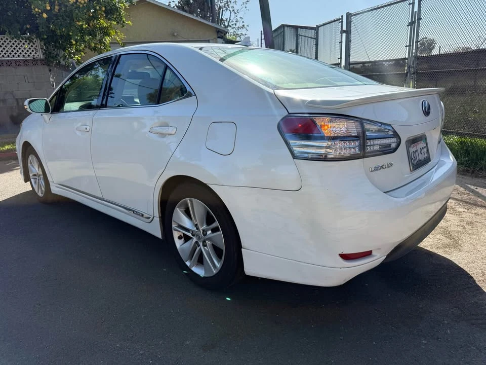2010 Lexus HS - Image 3 of 20