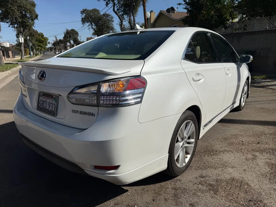 2010 Lexus HS - Image 5 of 20