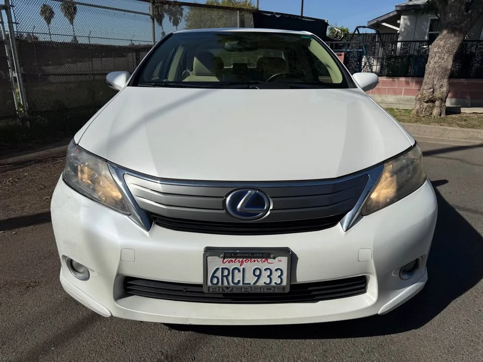 2010 Lexus HS - Image 8 of 20