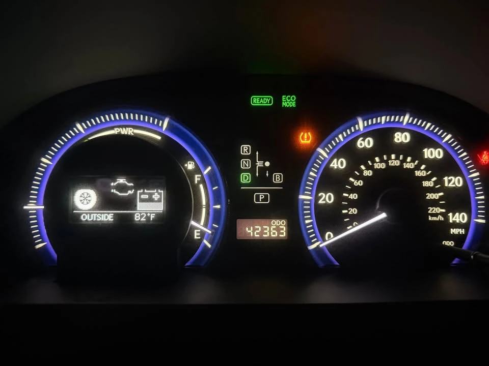 2010 Lexus HS - Image 7 of 20