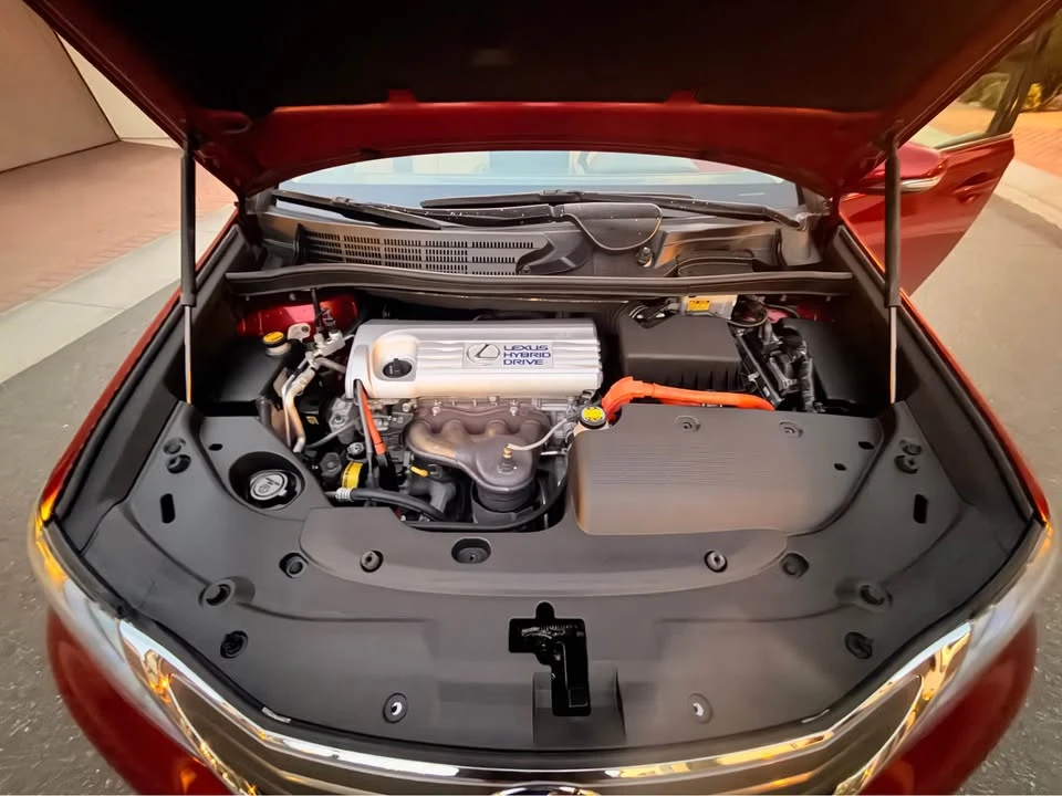 2010 Lexus HS - Image 10 of 20
