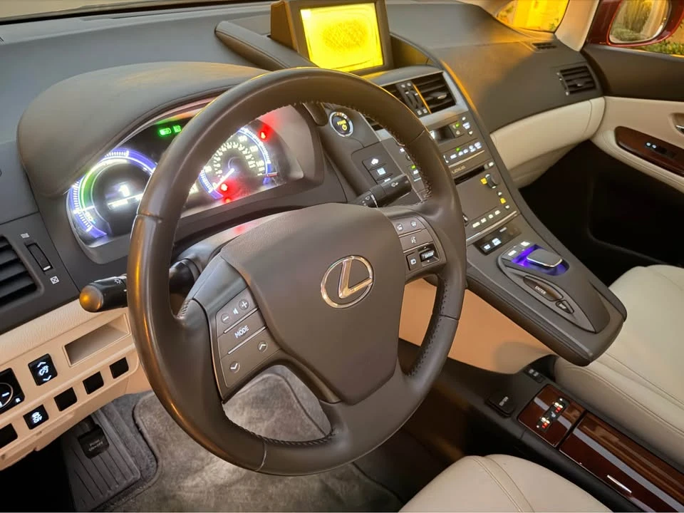 2010 Lexus HS - Image 20 of 20