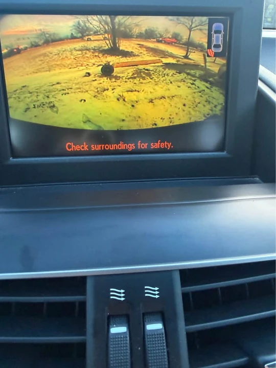 2010 Lexus HS - Image 18 of 19