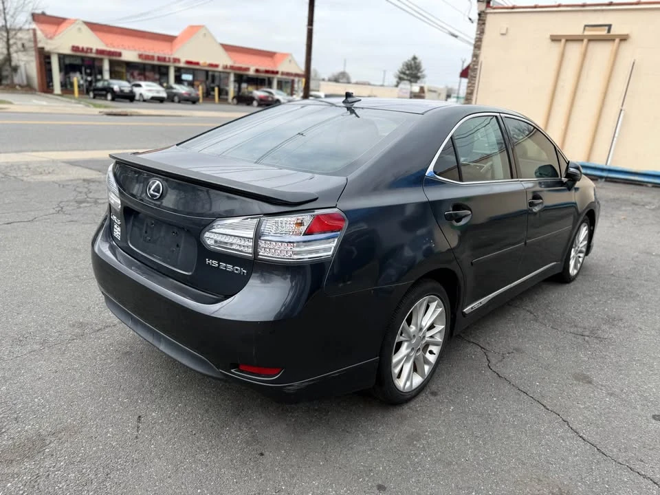 2010 Lexus HS - Image 6 of 10