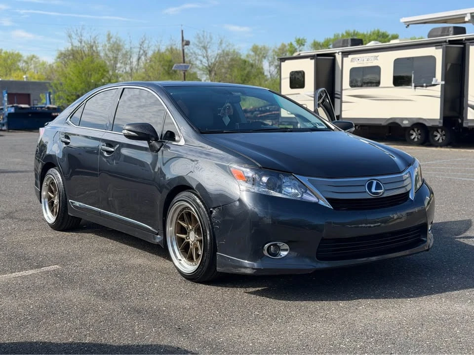 2010 Lexus HS - Image 10 of 15